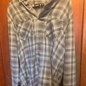 Van's Boys Flannel Button Down Long Size M  Sleeve Shirt